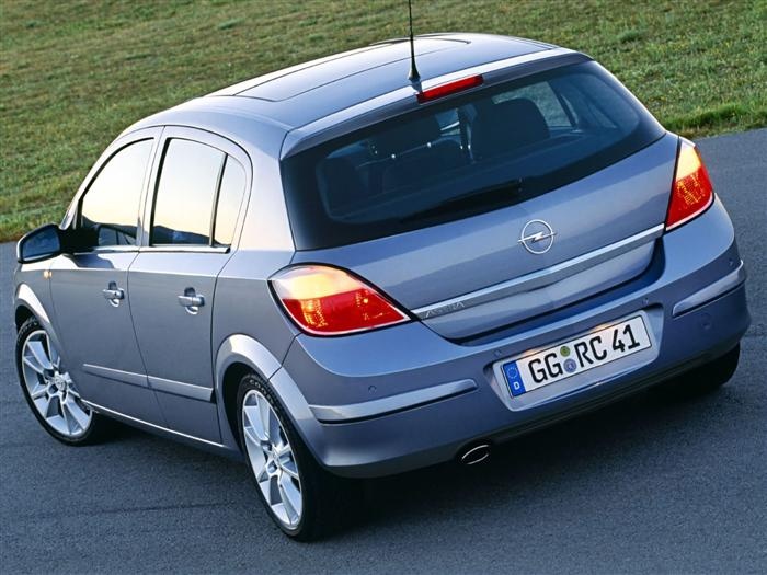 opel_astra_3_hatchback_2.jpg